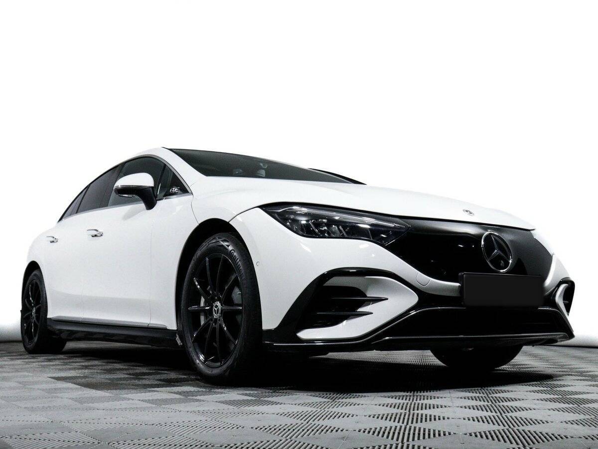 Mercedes-Benz EQE 2022 года с пробегом. Фото: #18