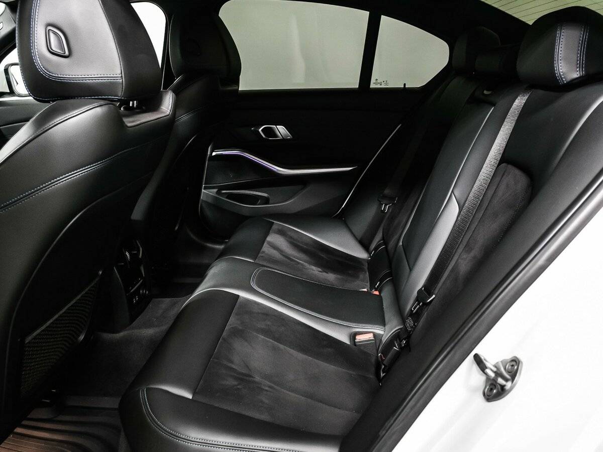 BMW 3 серии 2019 года с пробегом. Фото: #11