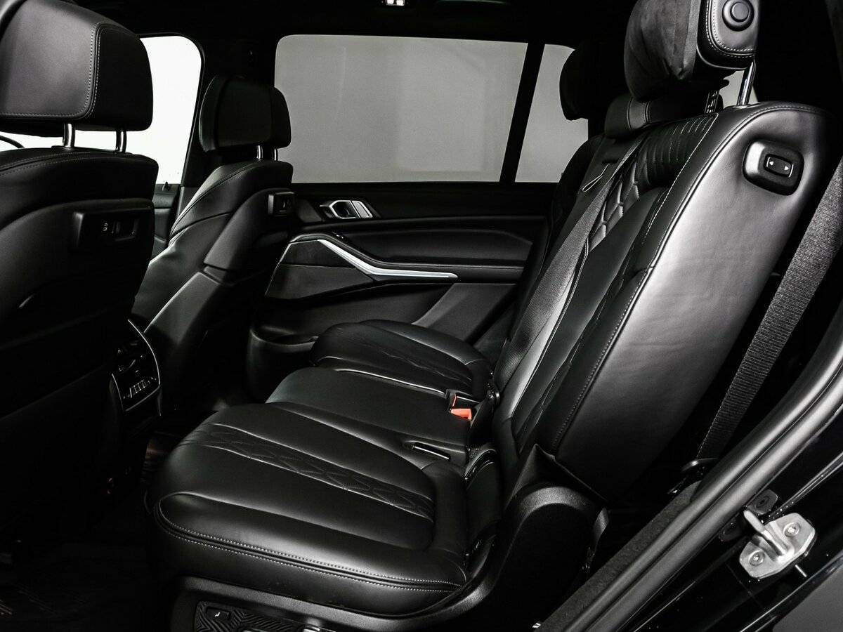 BMW X7 2020 года с пробегом. Фото: #11