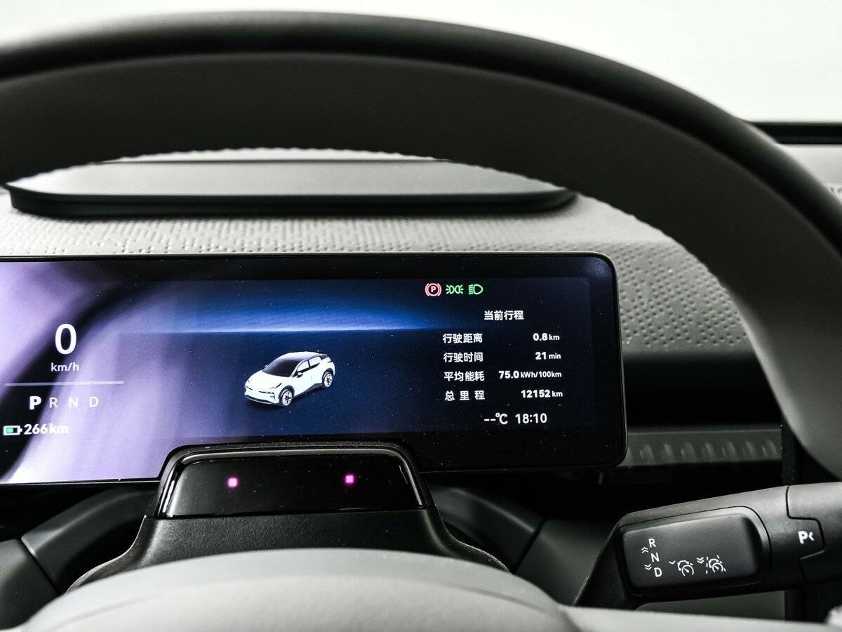 Zeekr X 2023 года с пробегом. Фото: #9