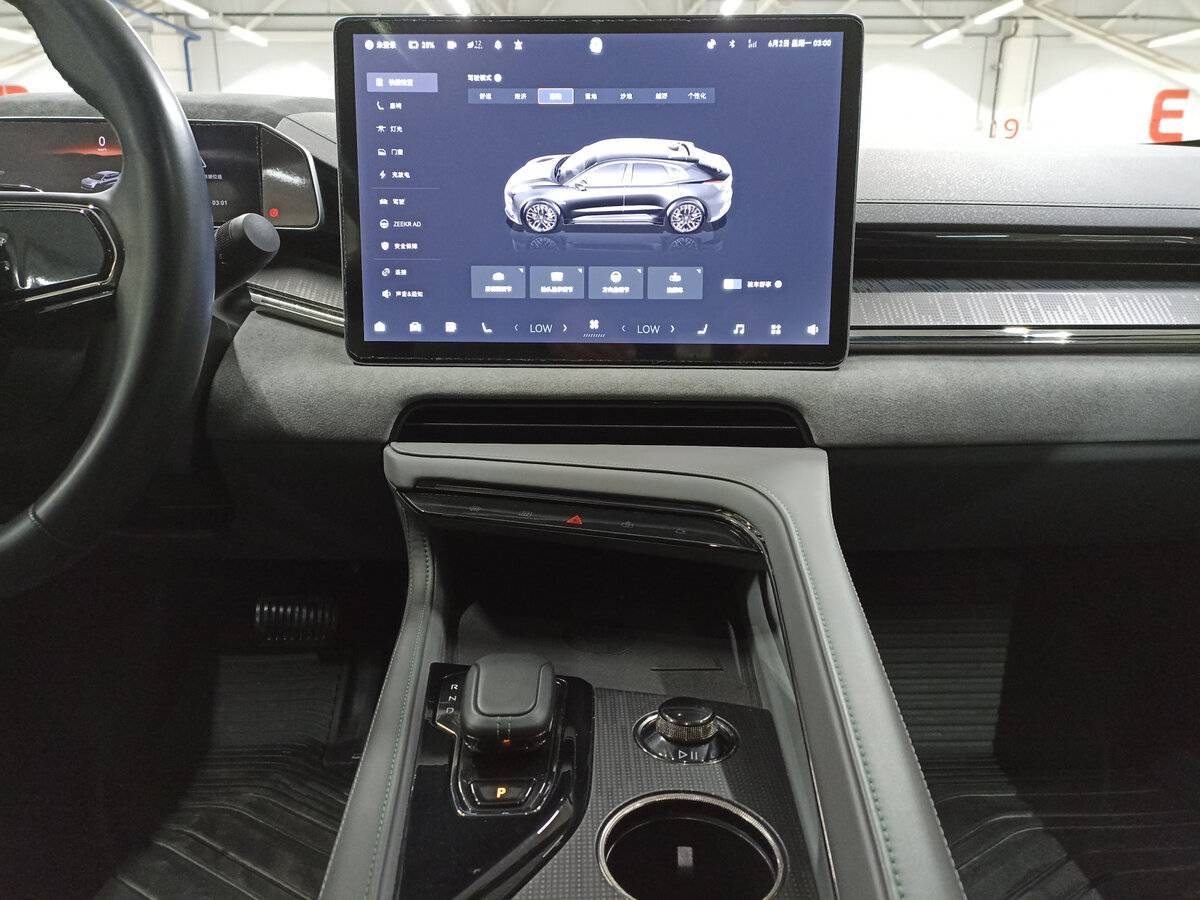 Zeekr 001 2023 года с пробегом. Фото: #14