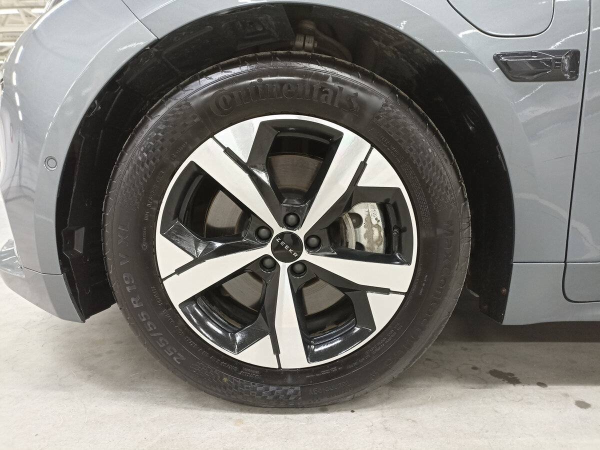 Zeekr 001 2023 года с пробегом. Фото: #17