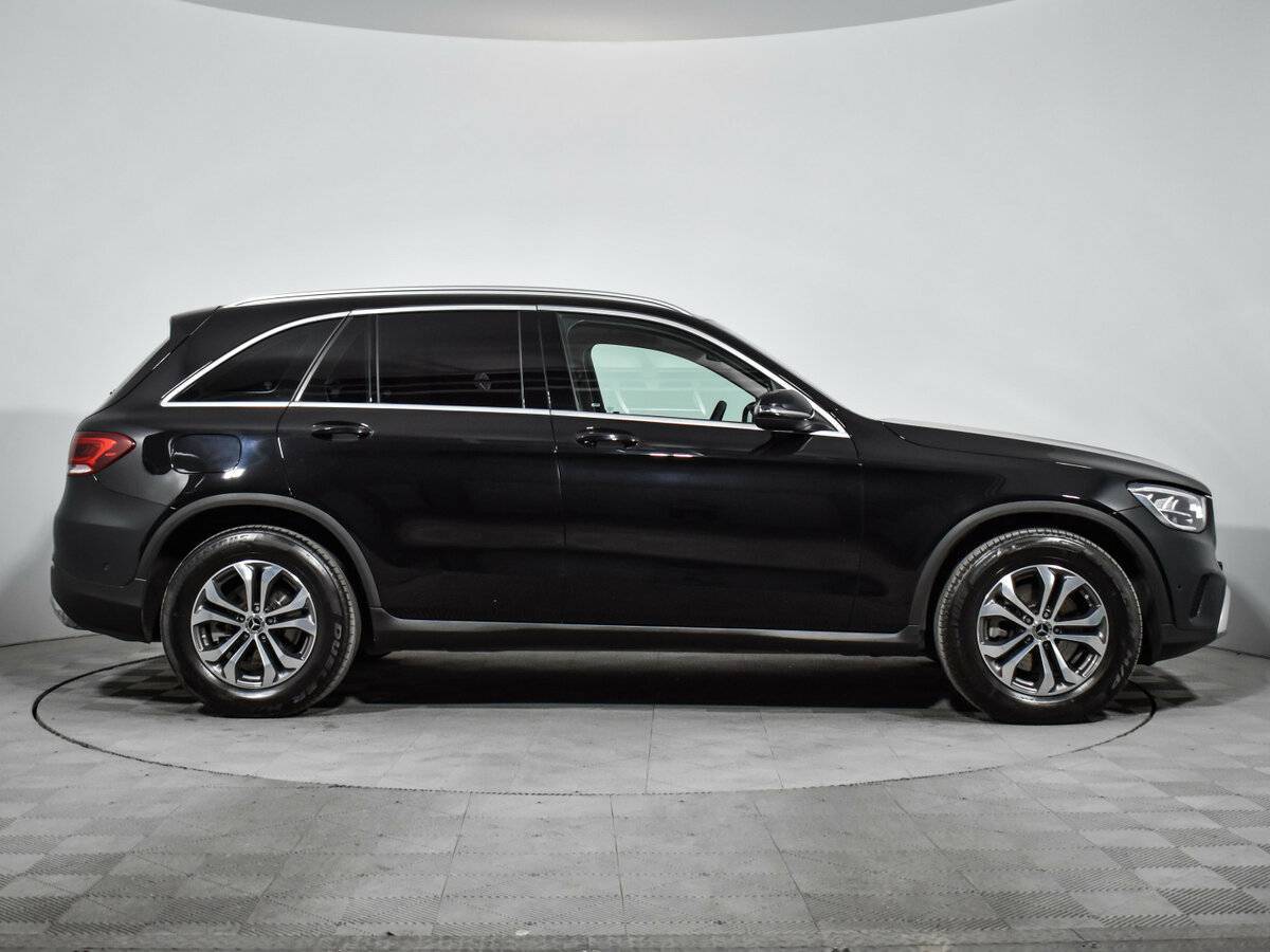 Mercedes-Benz GLC 2021 года с пробегом. Фото: #3
