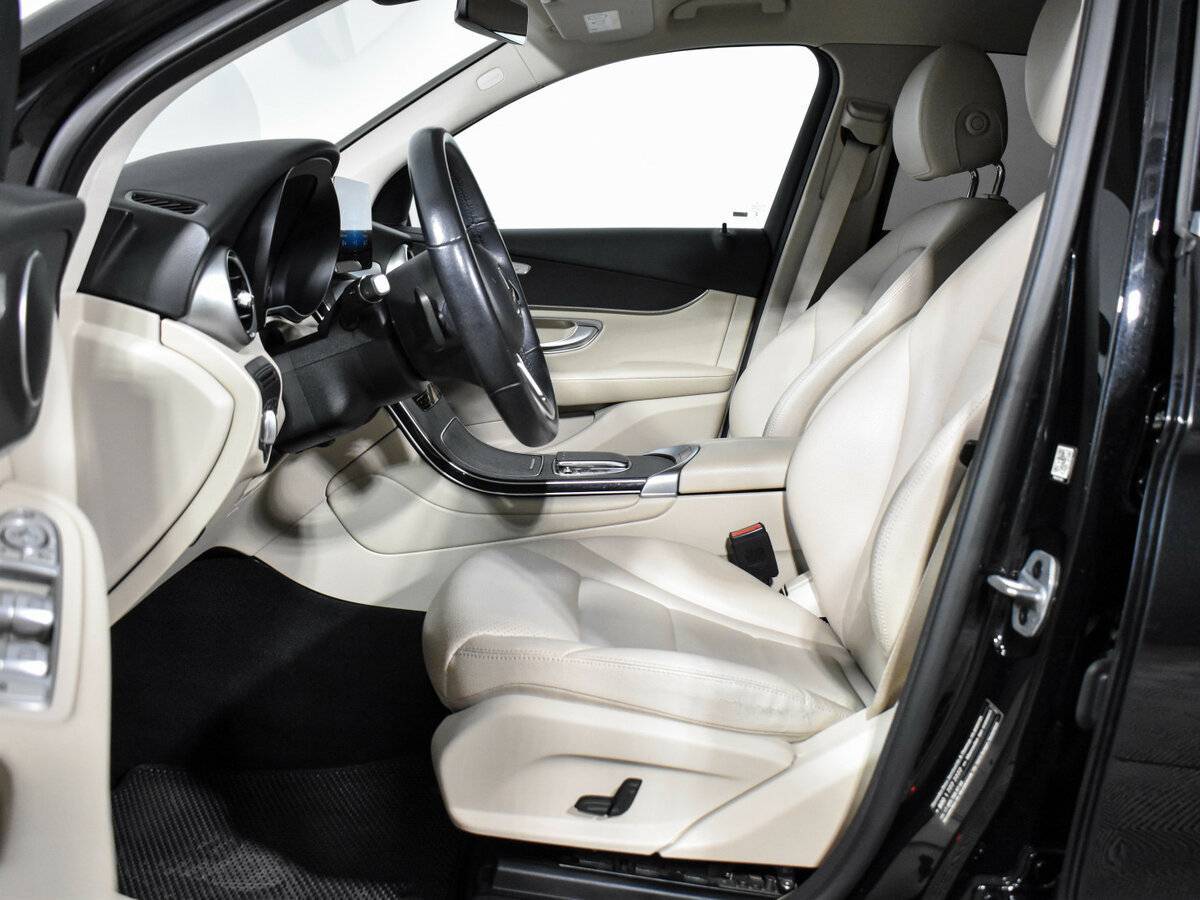 Mercedes-Benz GLC 2021 года с пробегом. Фото: #8