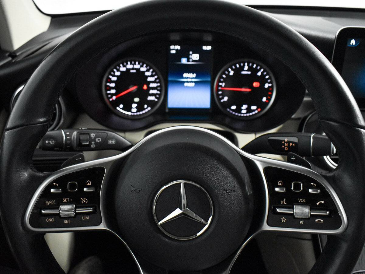 Mercedes-Benz GLC 2021 года с пробегом. Фото: #18