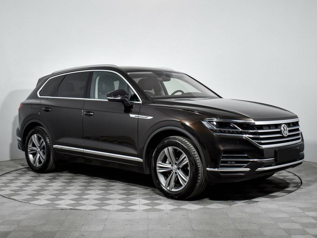 Volkswagen Touareg 2019 года с пробегом. Фото: #2