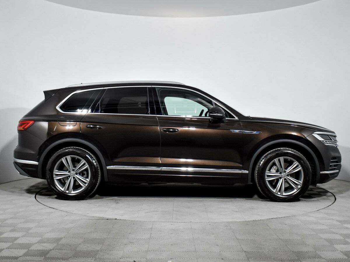 Volkswagen Touareg 2019 года с пробегом. Фото: #4