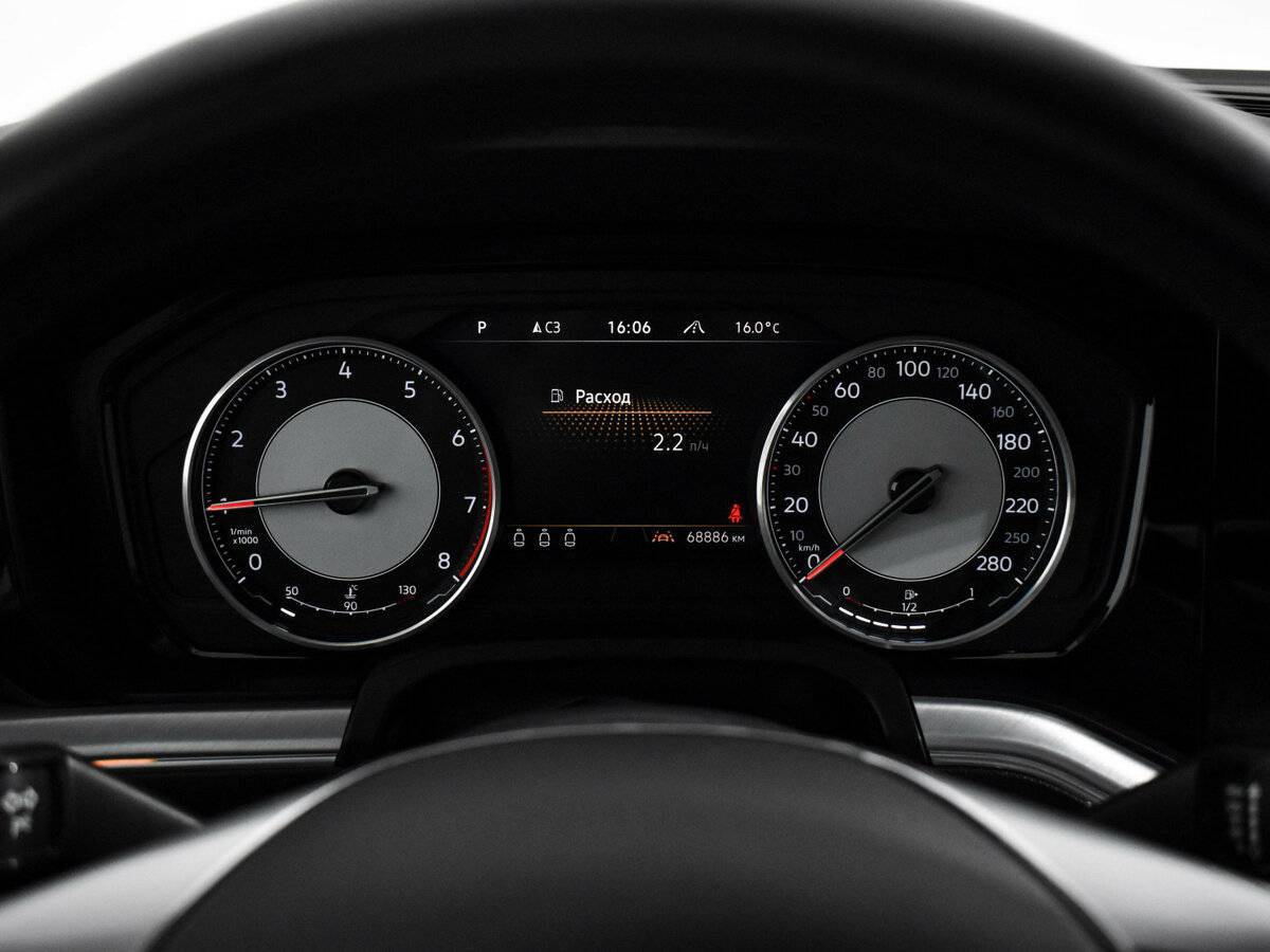 Volkswagen Touareg 2019 года с пробегом. Фото: #23