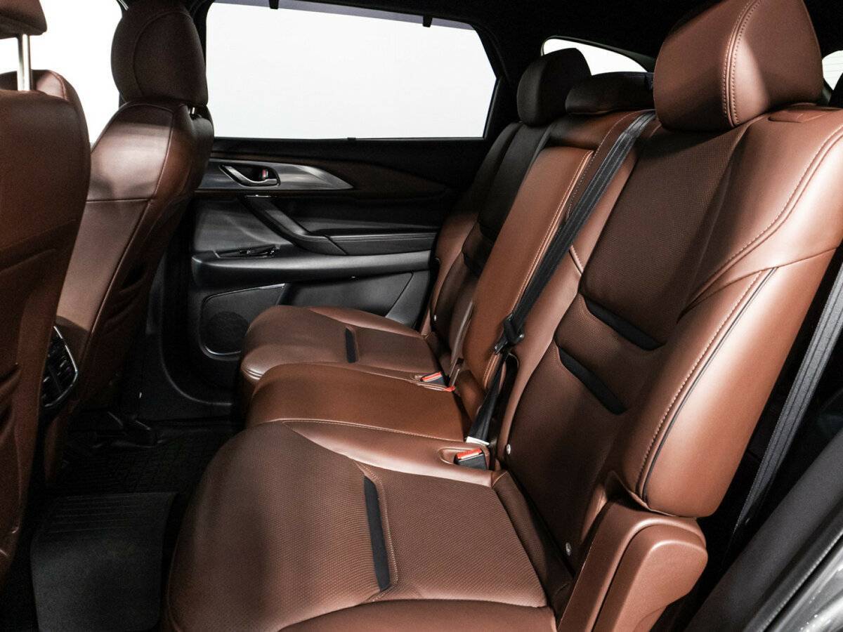 Mazda CX-9 2019 года с пробегом. Фото: #9