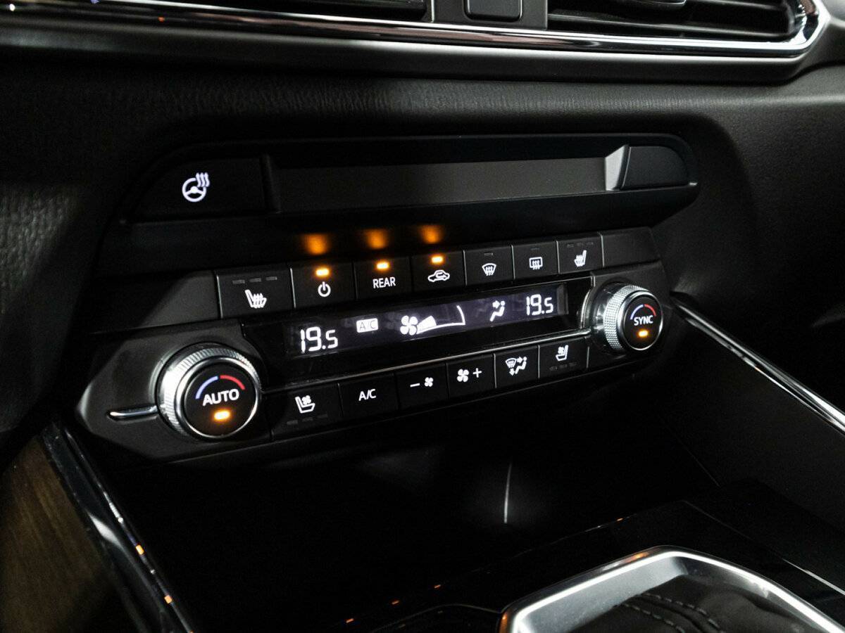 Mazda CX-9 2019 года с пробегом. Фото: #23