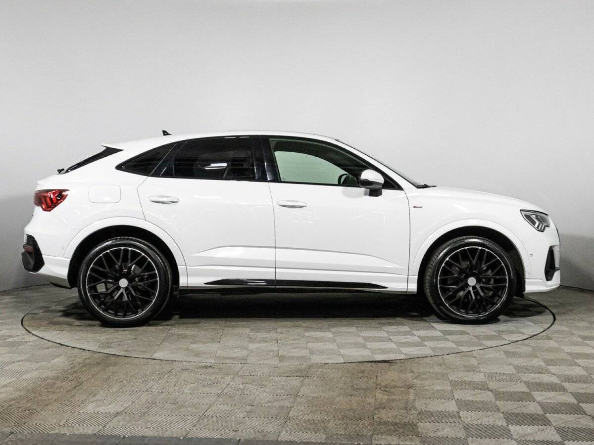 Audi Q3 Sportback 2020 года с пробегом. Фото: #3