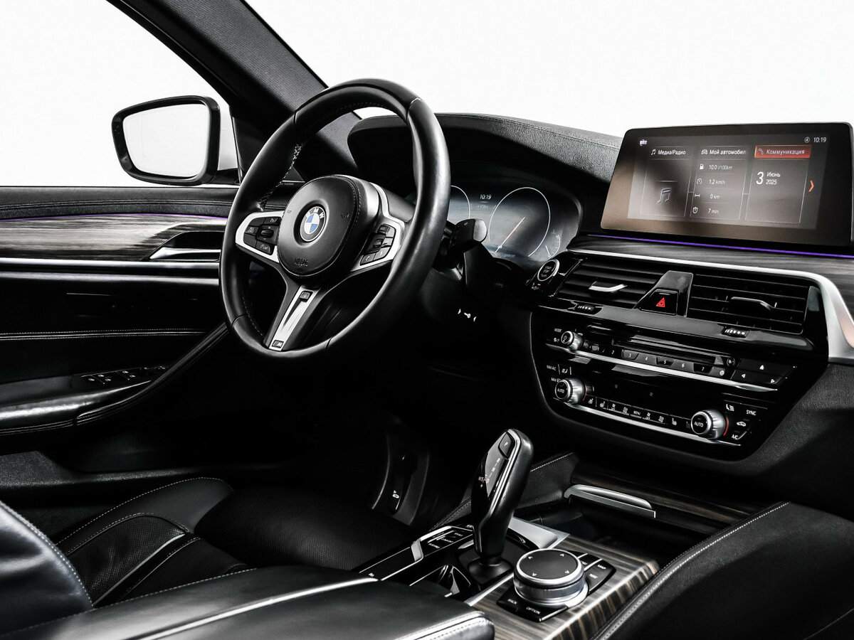 BMW 5 серии 2019 года с пробегом. Фото: #8