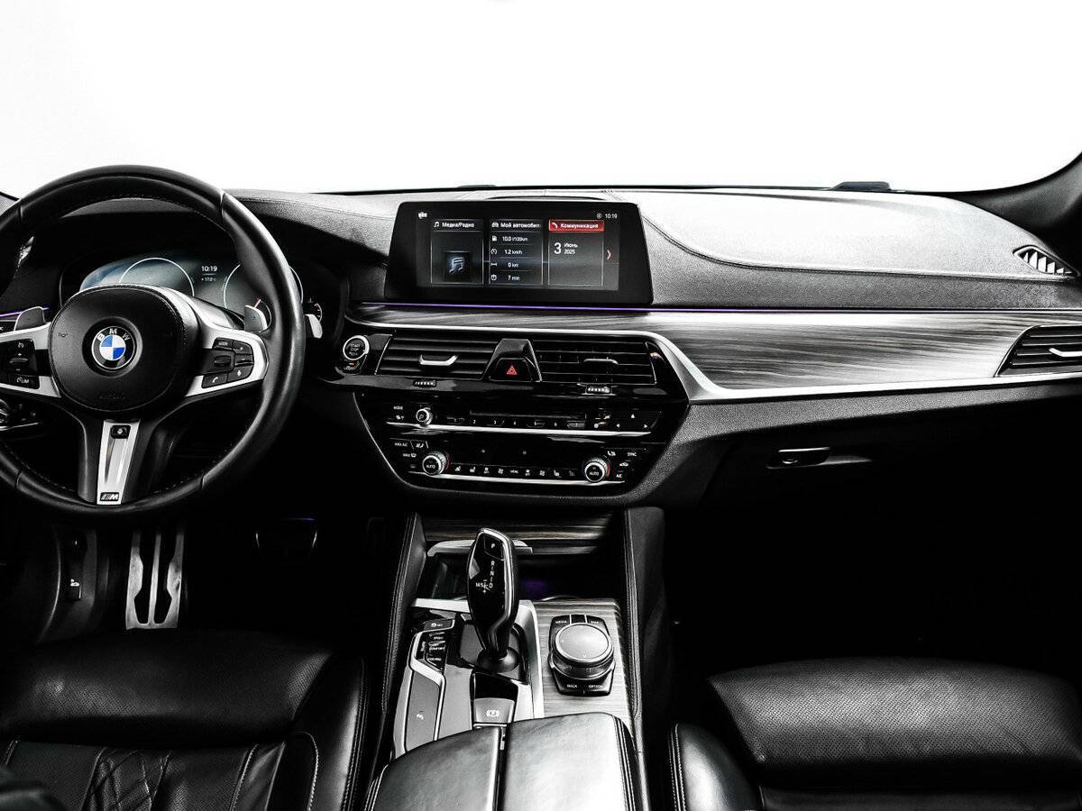 BMW 5 серии 2019 года с пробегом. Фото: #10