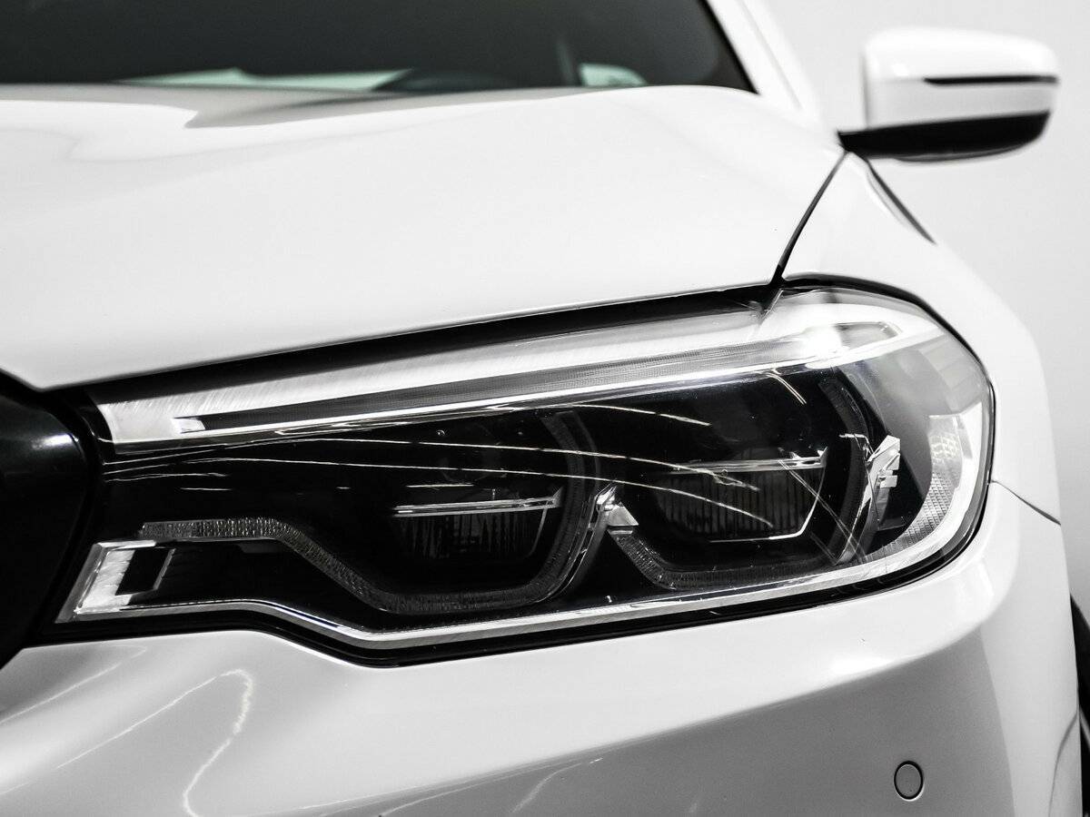 BMW 5 серии 2019 года с пробегом. Фото: #13