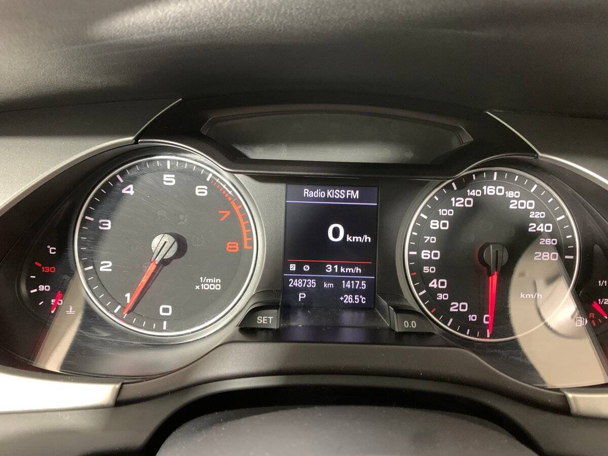 Audi A4 2010 года с пробегом. Фото: #13