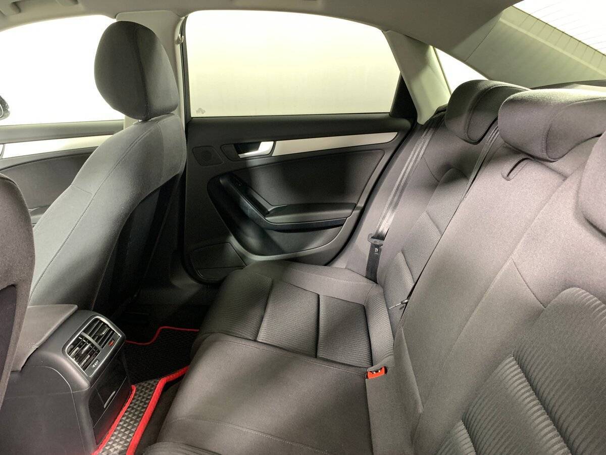 Audi A4 2010 года с пробегом. Фото: #17