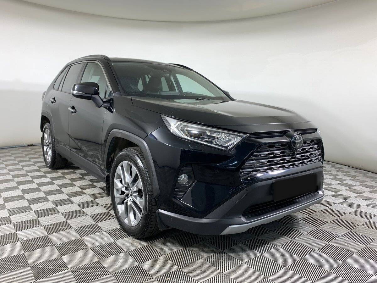 Toyota RAV4 2020 года с пробегом. Фото: #2