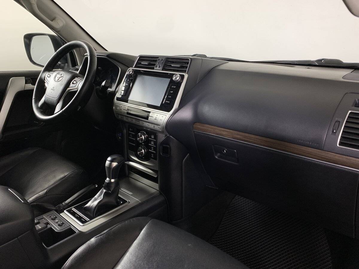 Toyota Land Cruiser Prado 2018 года с пробегом. Фото: #12