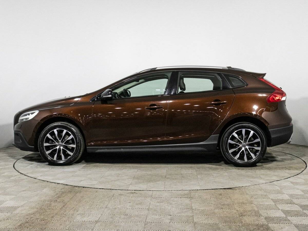 Volvo V40 Cross Country 2019 года с пробегом. Фото: #7