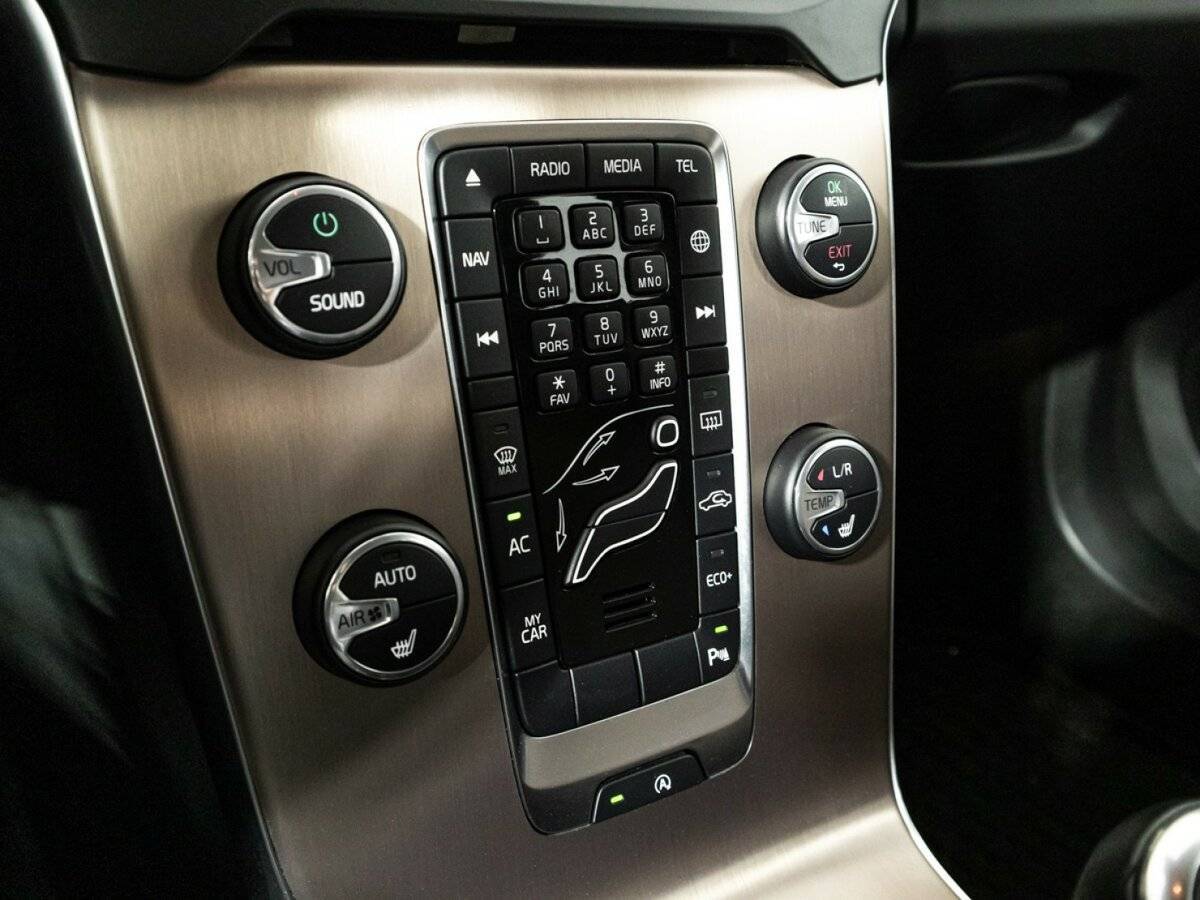 Volvo V40 Cross Country 2019 года с пробегом. Фото: #17