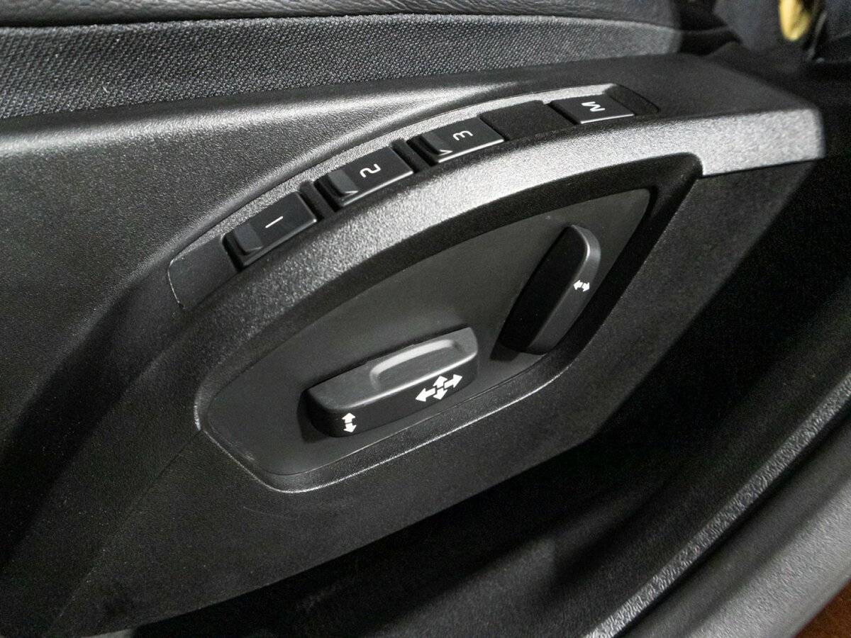 Volvo V40 Cross Country 2019 года с пробегом. Фото: #18