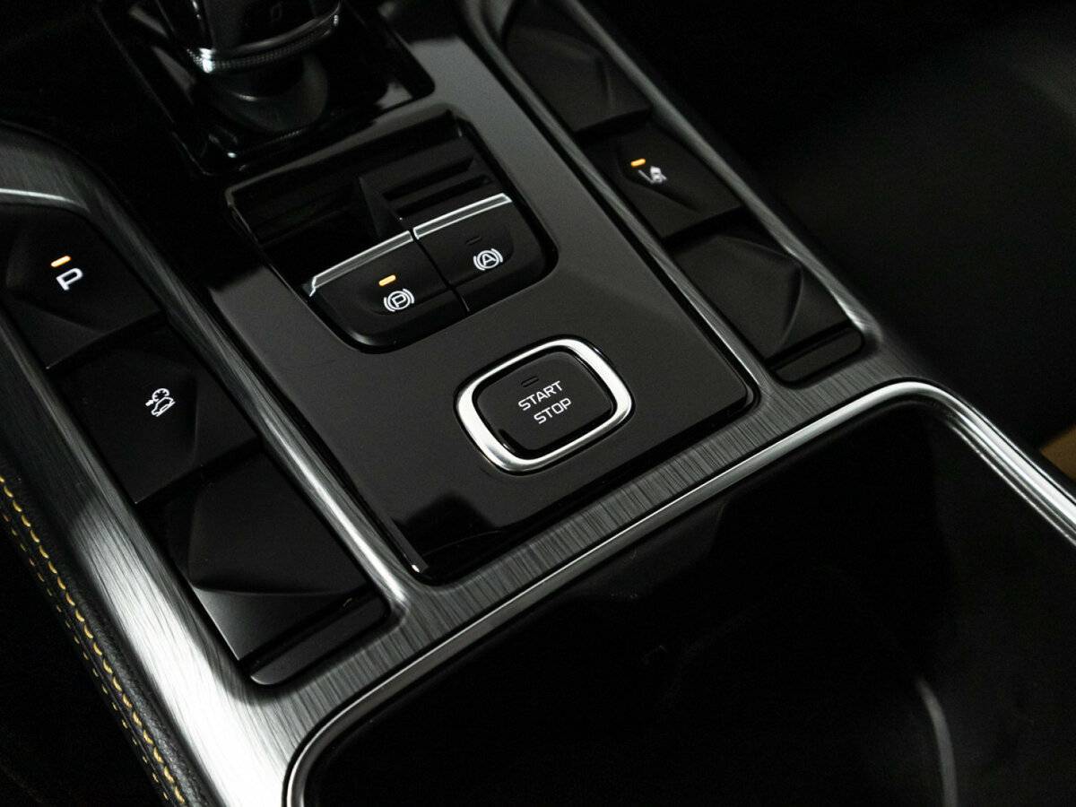 FAW Bestune T77 2022 года с пробегом. Фото: #17