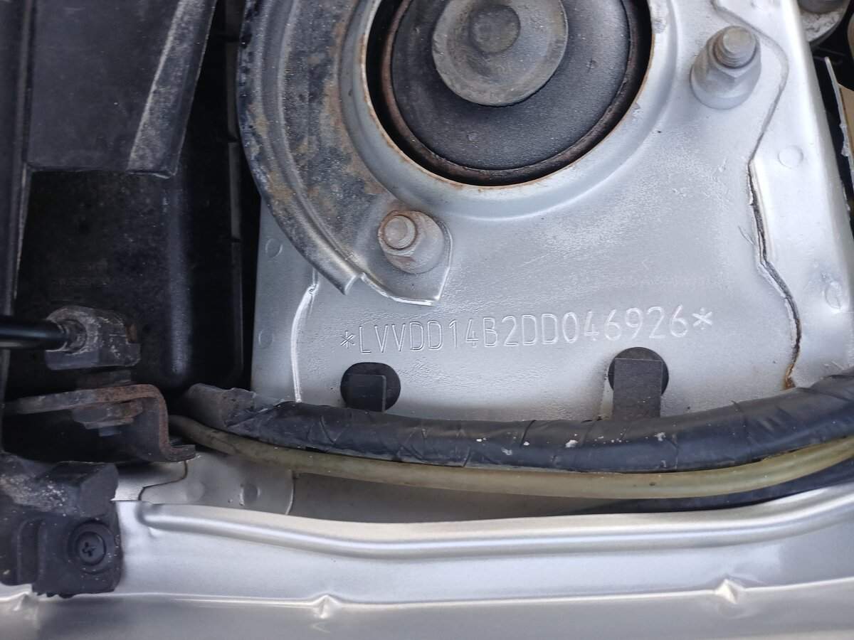 Chery Tiggo (T11) 2013 года с пробегом. Фото: #11