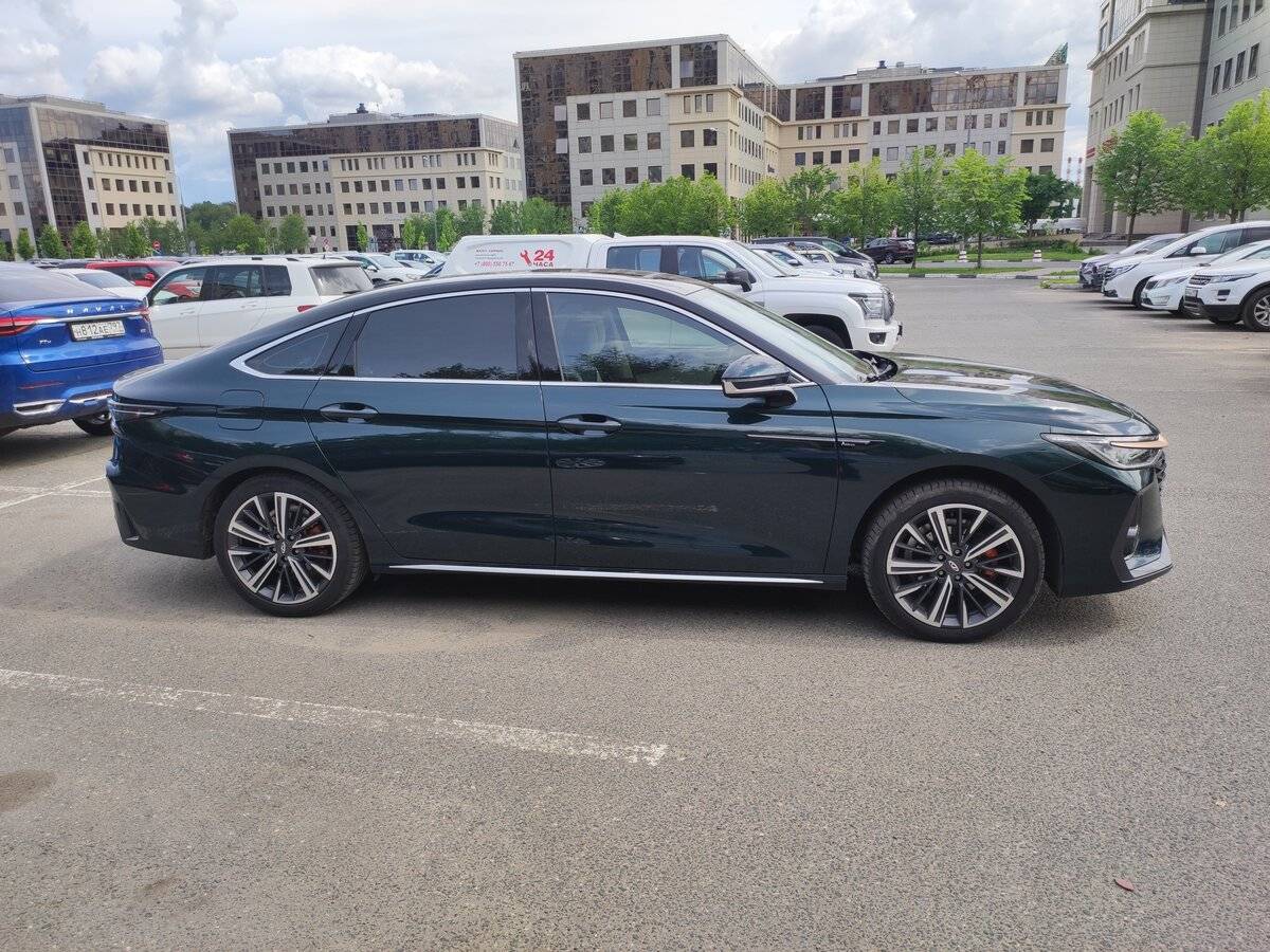 Chery Arrizo 8 2023 года с пробегом. Фото: #2