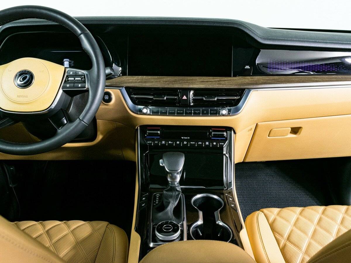 Kia Mohave 2020 года с пробегом. Фото: #11