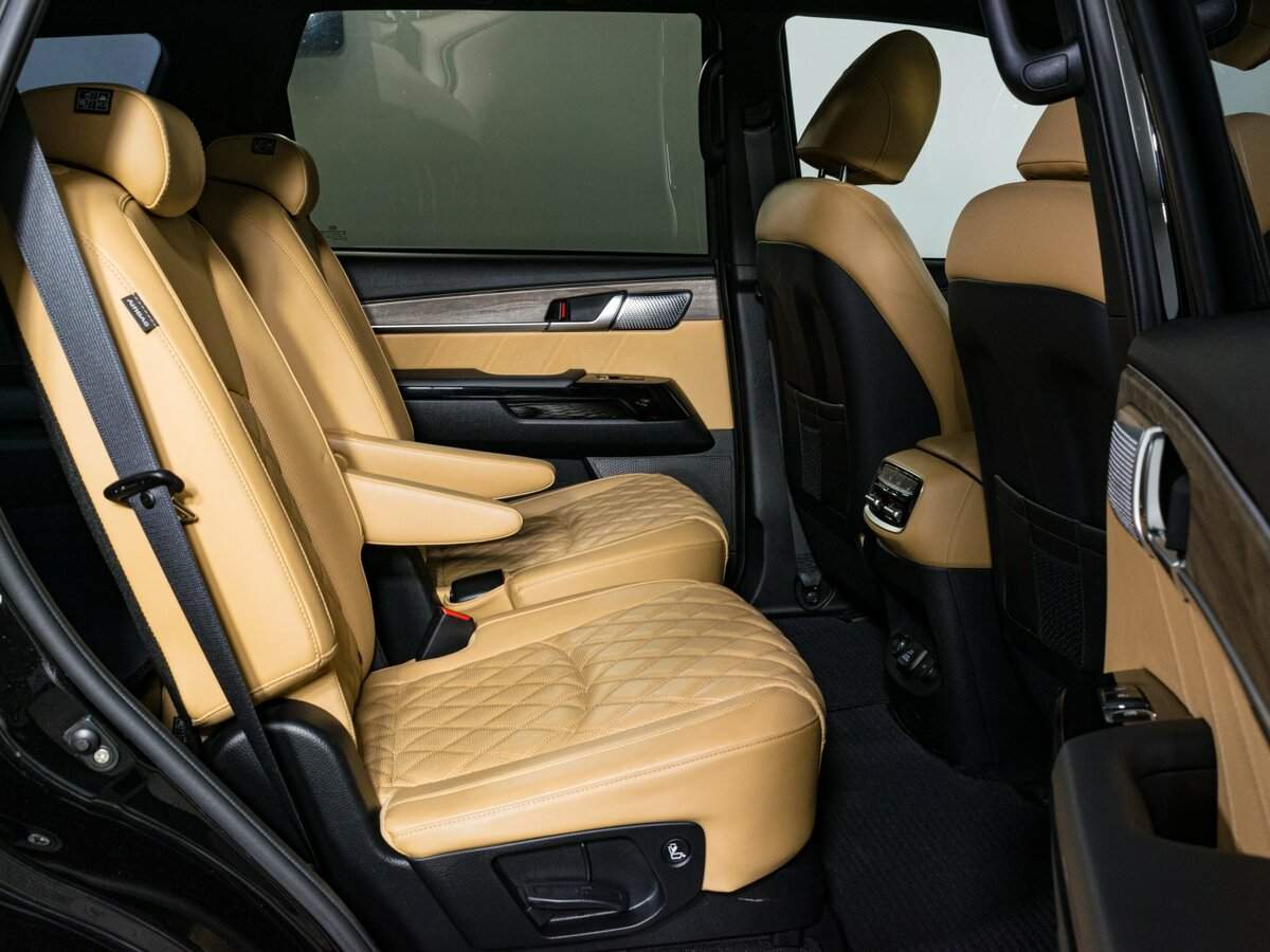 Kia Mohave 2020 года с пробегом. Фото: #12