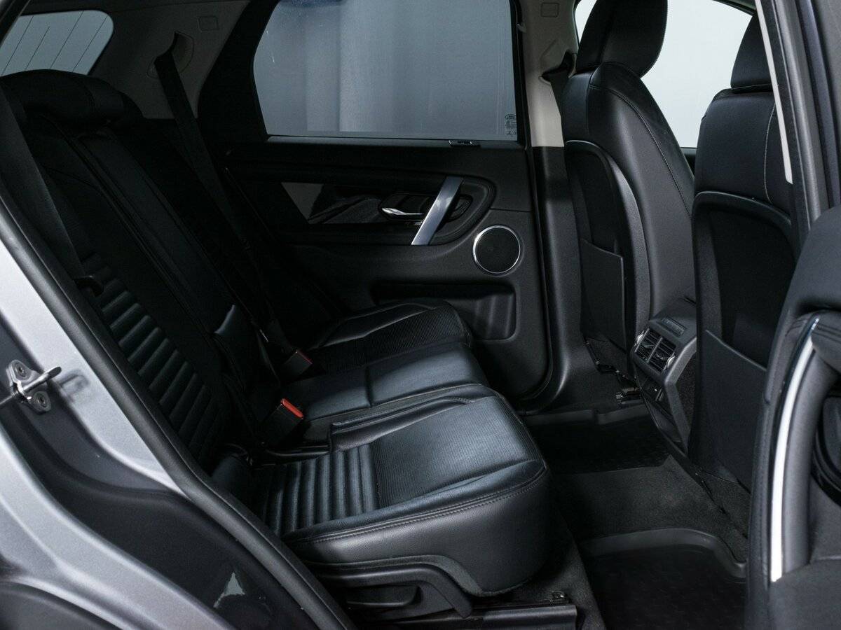 Land Rover Discovery Sport 2020 года с пробегом. Фото: #12