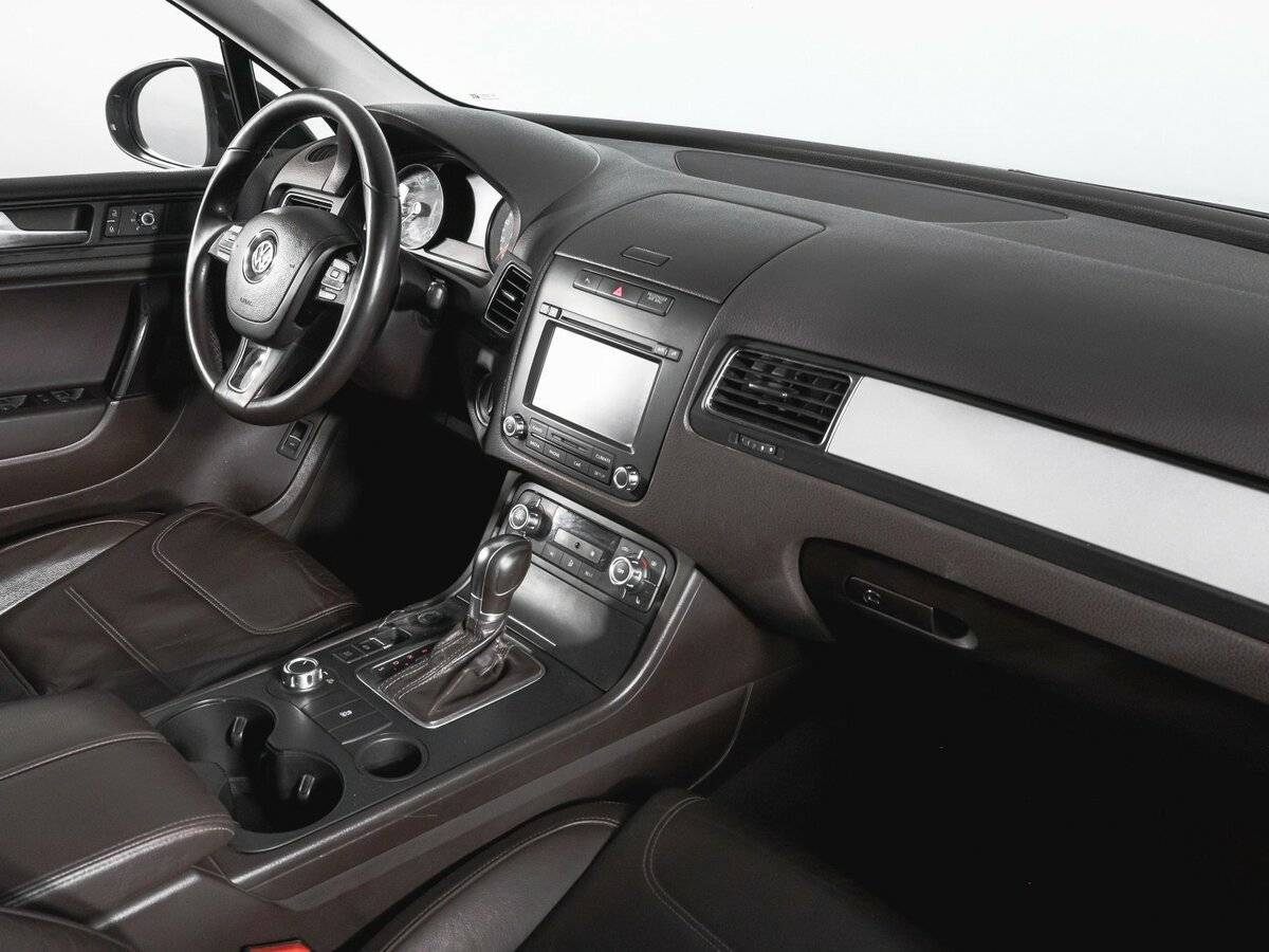 Volkswagen Touareg 2011 года с пробегом. Фото: #8
