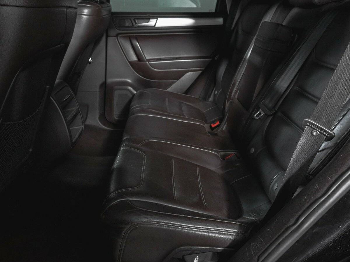 Volkswagen Touareg 2011 года с пробегом. Фото: #9