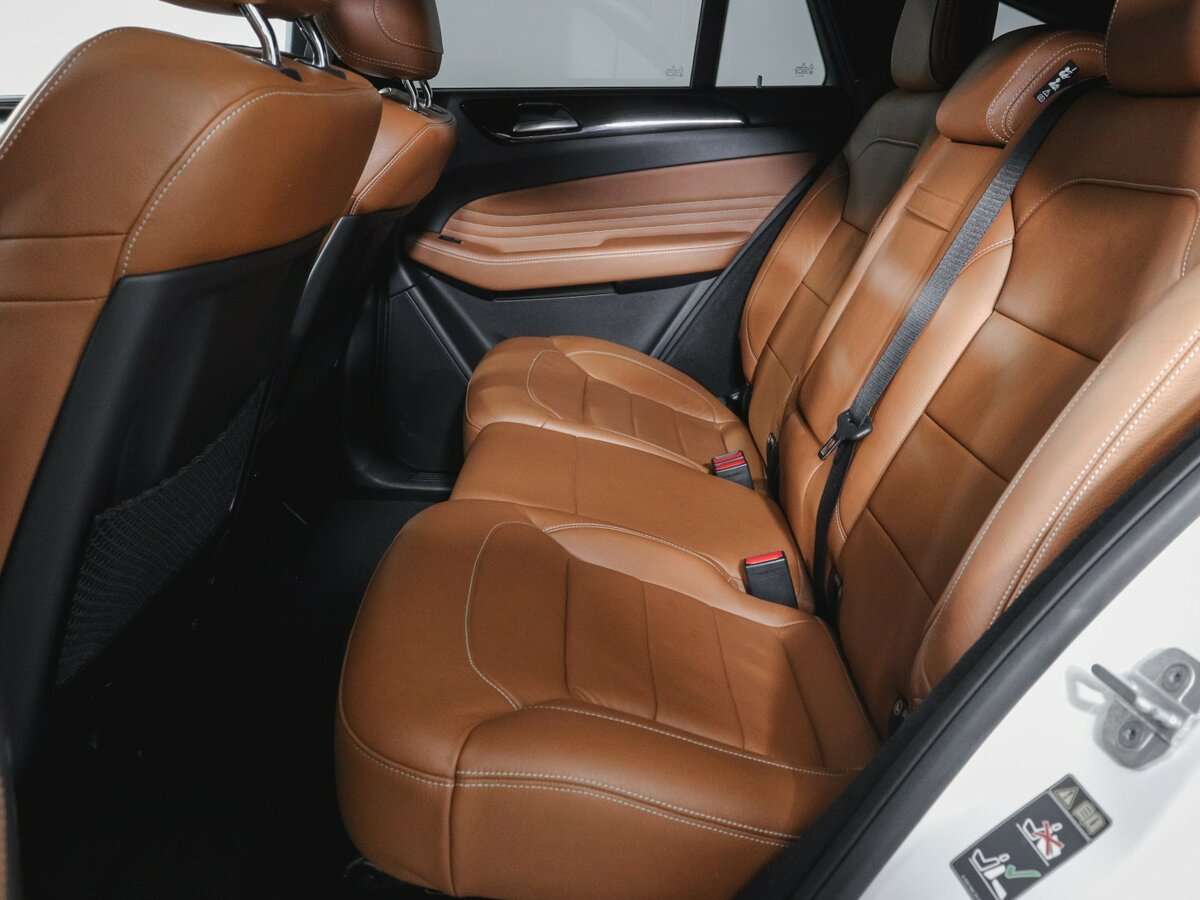 Mercedes-Benz GLE Coupe 2015 года с пробегом. Фото: #9