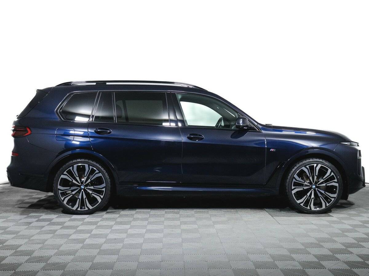 BMW X7 2023 года с пробегом. Фото: #3