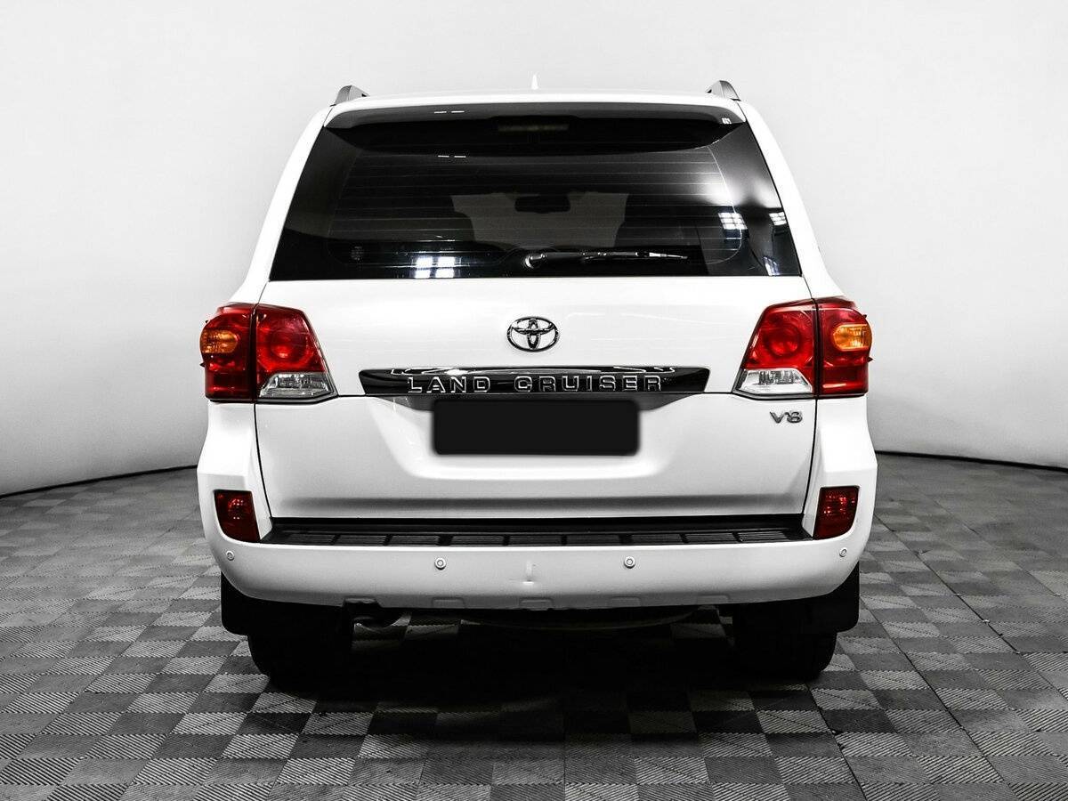 Toyota Land Cruiser 2014 года с пробегом. Фото: #5