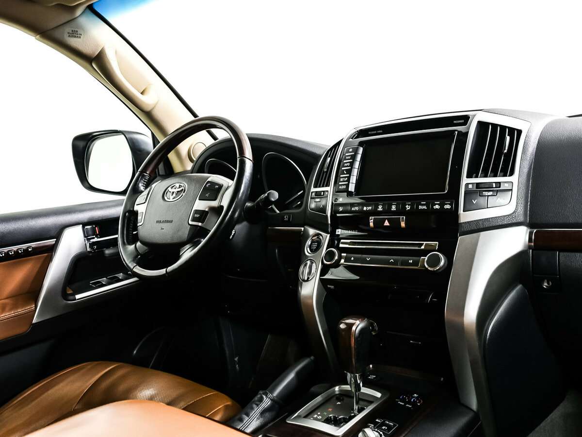 Toyota Land Cruiser 2014 года с пробегом. Фото: #8