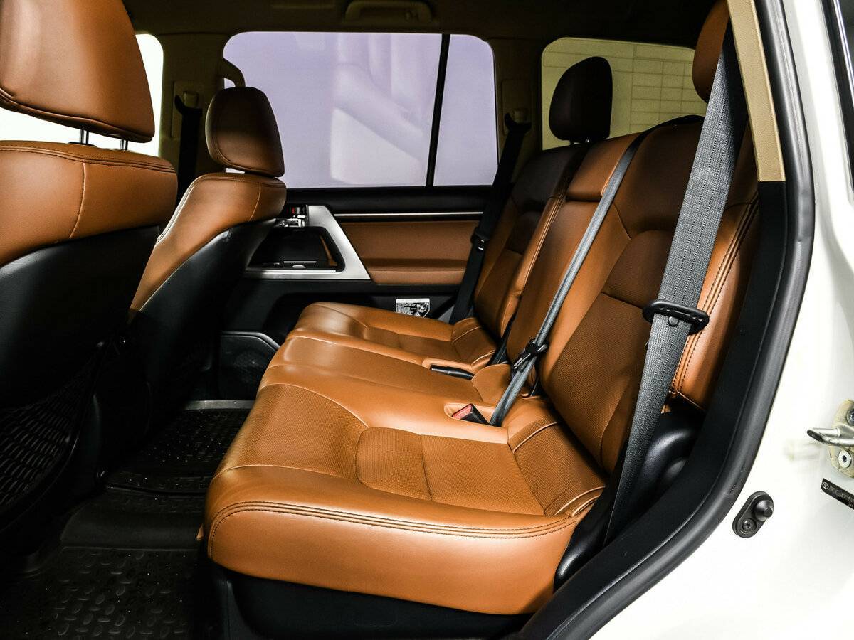 Toyota Land Cruiser 2014 года с пробегом. Фото: #11