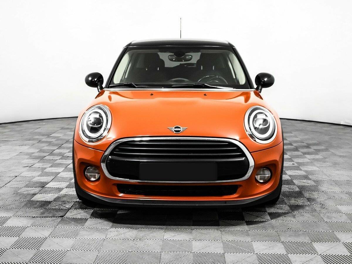 Mini Hatch 2018 года с пробегом. Фото: #1