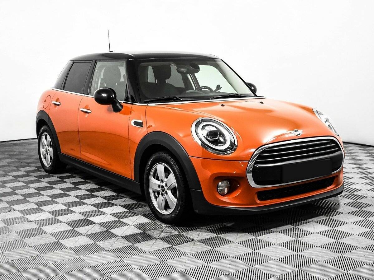 Mini Hatch 2018 года с пробегом. Фото: #2