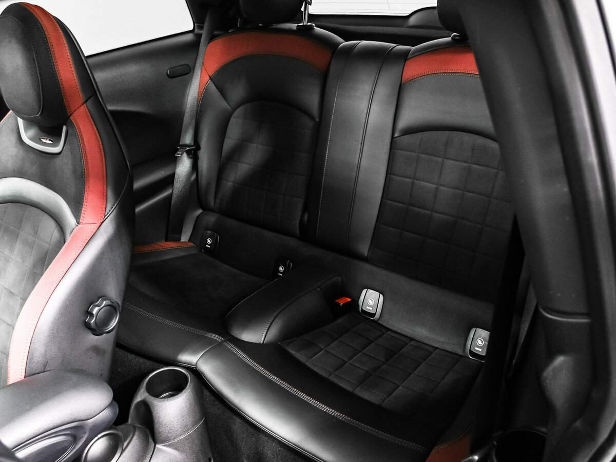 Mini Hatch 2016 года с пробегом. Фото: #11