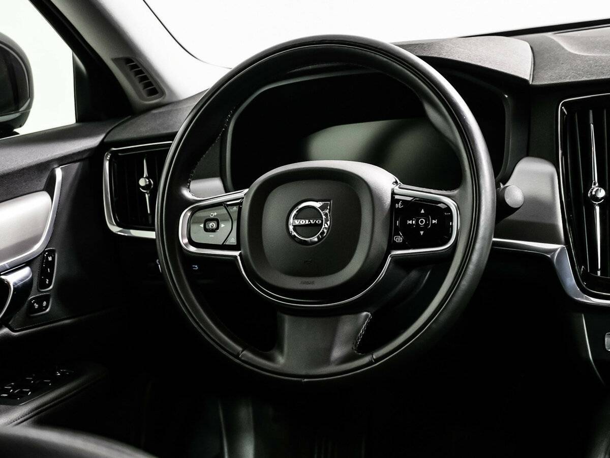 Volvo S90 2020 года с пробегом. Фото: #17