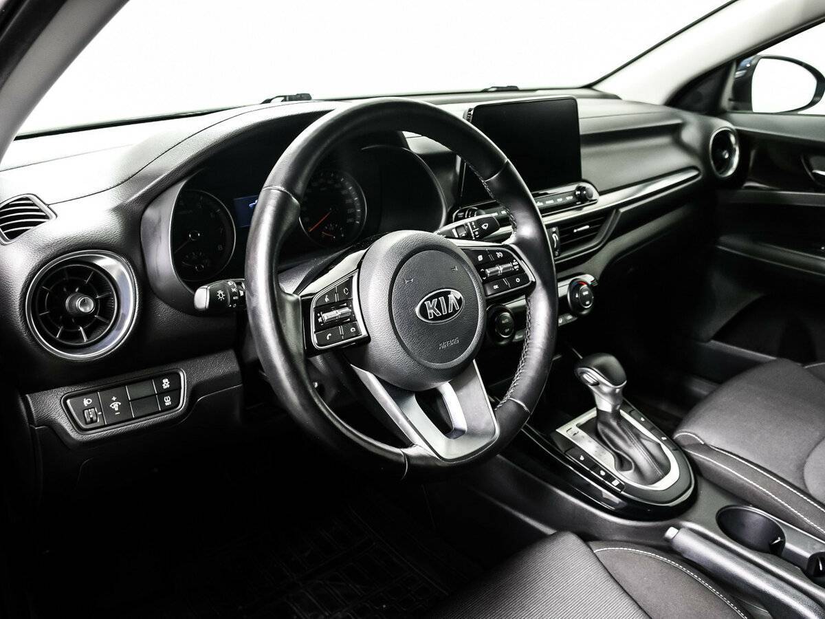 Kia Cerato 2019 года с пробегом. Фото: #12