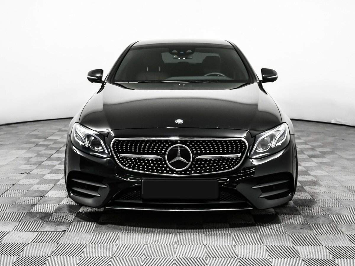 Mercedes-Benz E-Класс 2017 года с пробегом. Фото: #1