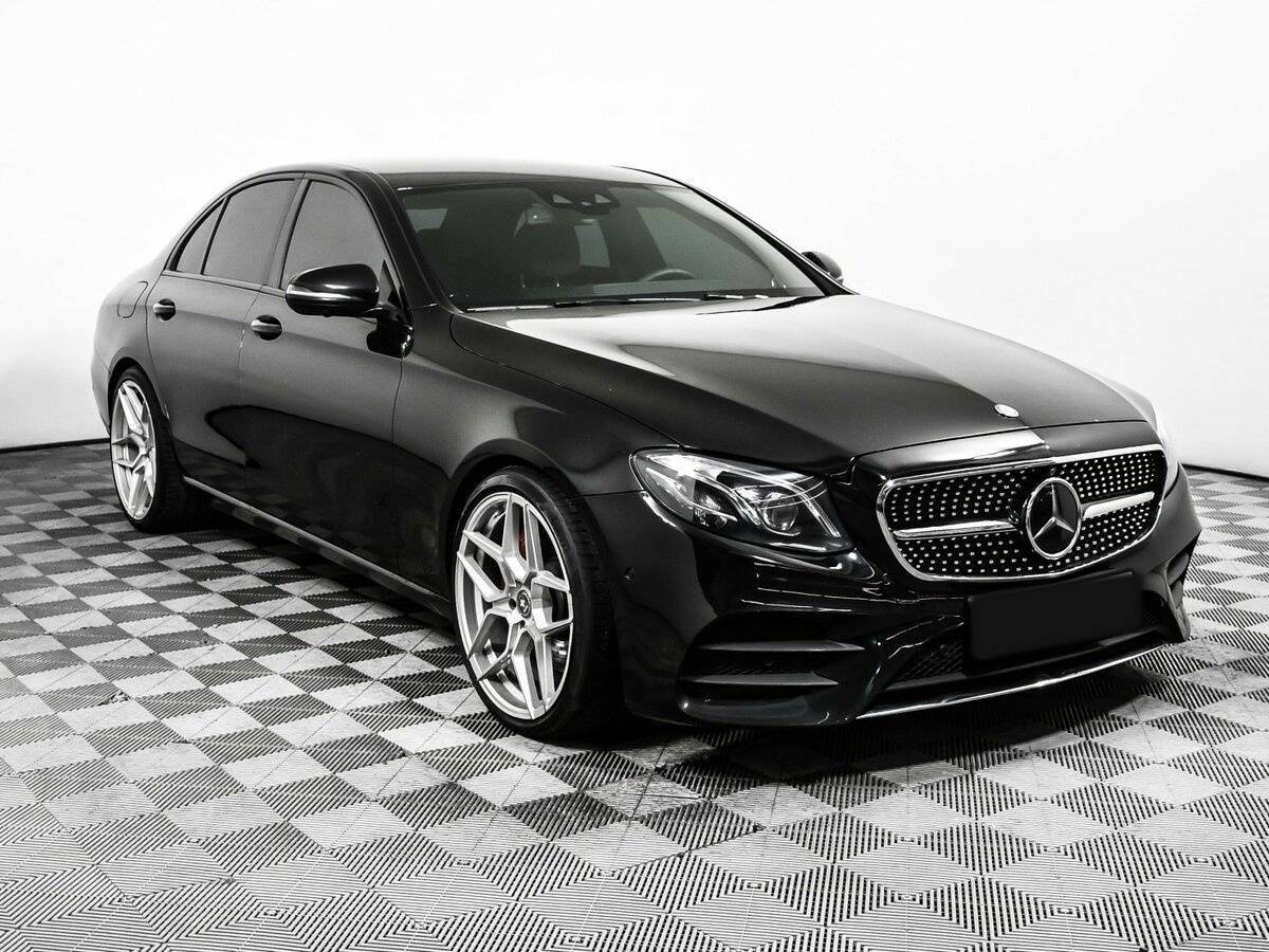 Mercedes-Benz E-Класс 2017 года с пробегом. Фото: #2