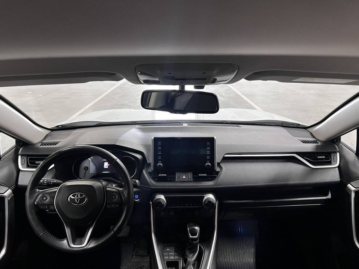 Toyota RAV4 2021 года с пробегом. Фото: #13