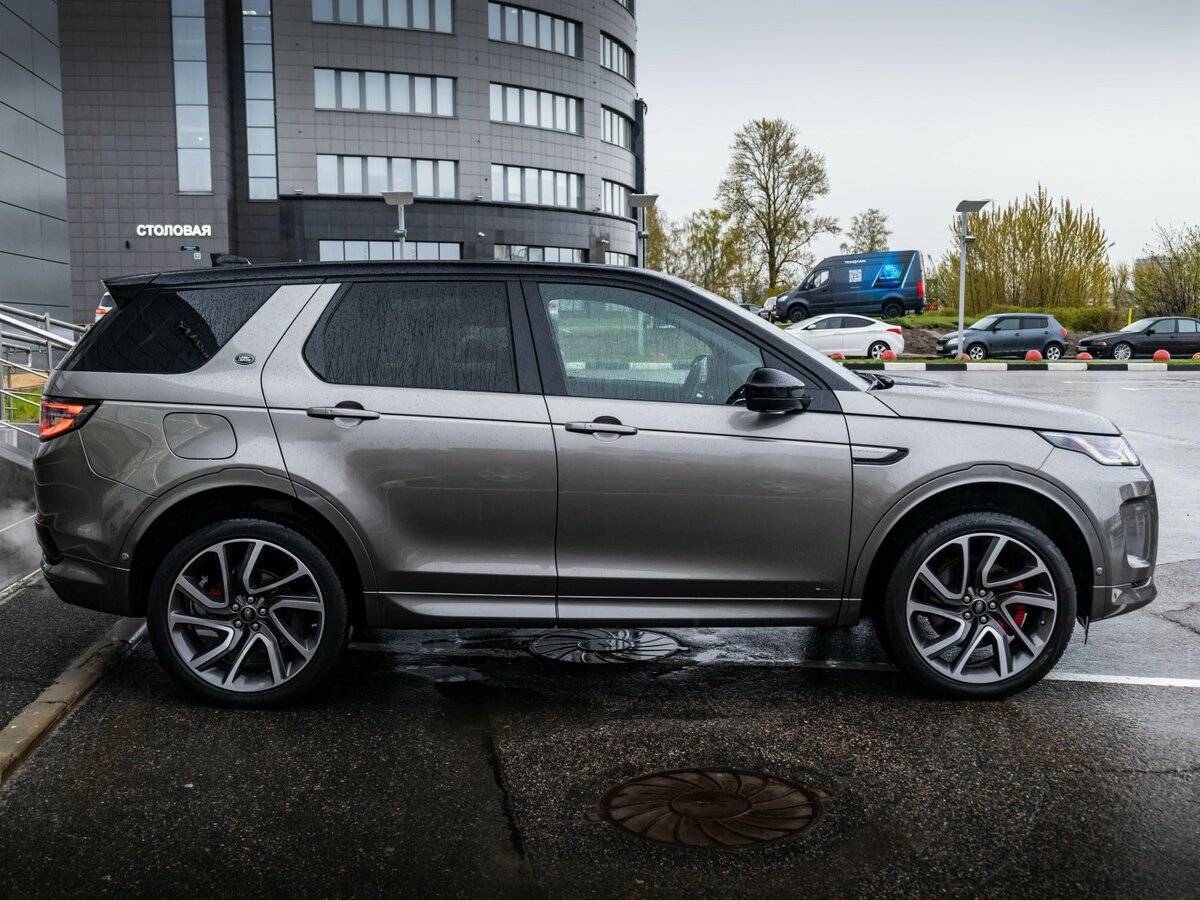 Land Rover Discovery Sport 2020 года с пробегом. Фото: #3