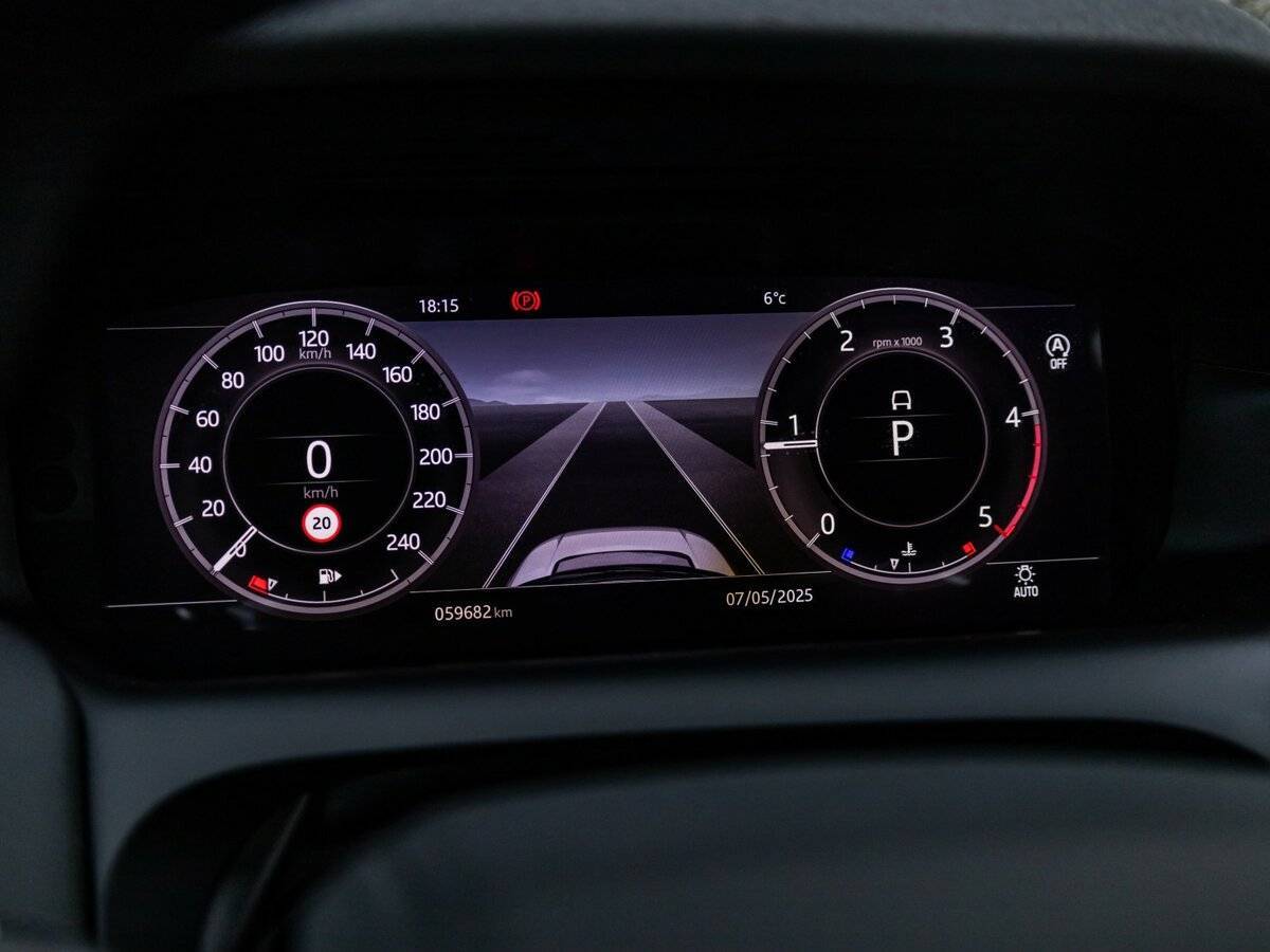 Land Rover Discovery Sport 2020 года с пробегом. Фото: #13