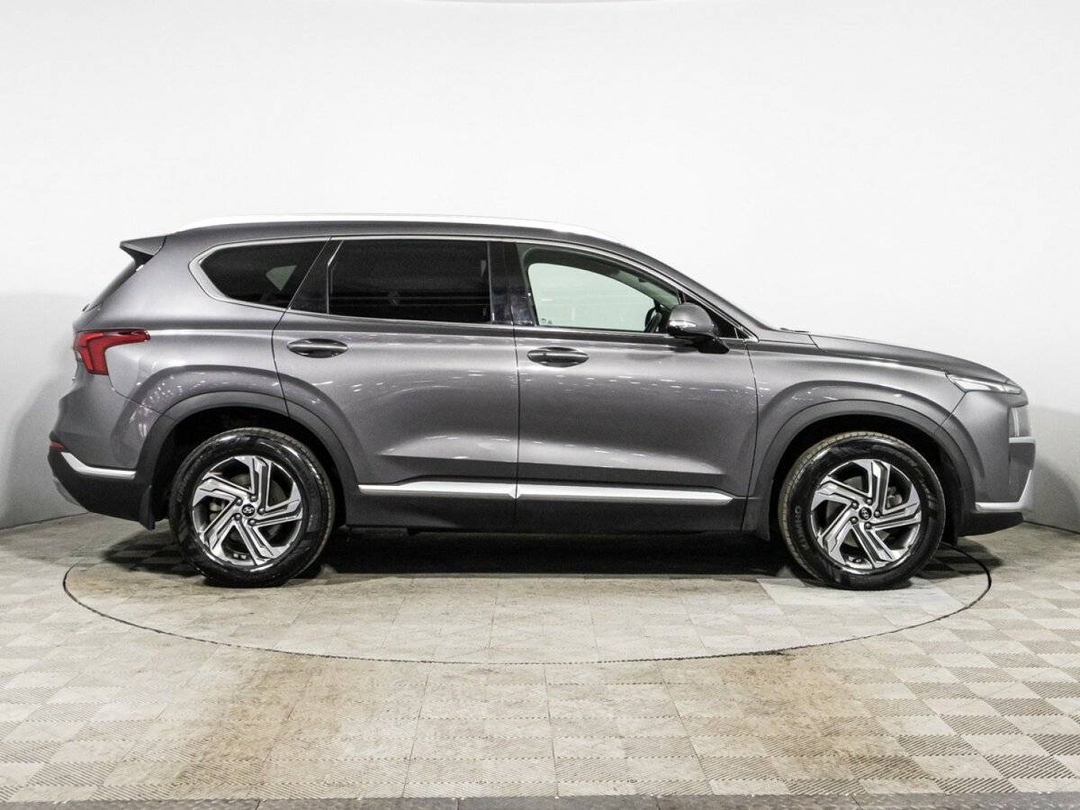 Hyundai Santa Fe 2021 года с пробегом. Фото: #3
