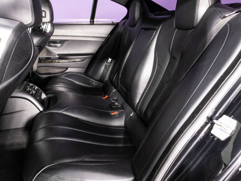 BMW 6 серии 2013 года с пробегом. Фото: #9